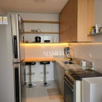 Apartamento Mobiliado com 2 Quartos e Escritório para alugar, 66 m² por R$ 2.500/mês - Cláudia - Londrina/PR