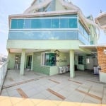 Apartamento com Varanda Gourmet a 100m da Praia do Bosque.