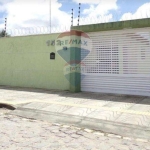 casa 3 quartos sendo 1 banheiro em ParnamirimRN