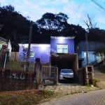 CASA À VENDA SENDO 2 DORMITÓRIOS/ QUARTOS COM 1 SUÍTE NO BAIRRO SERRARIA - SÃO JOSÉ POR R$213,000,00.