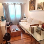 Vende apartamento com 40m², 1 dormitório e 1 vaga em Moema.