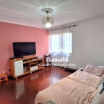 Vende apartamento com 68m², 3 dormitórios e 1 vaga, no Morumbi.