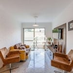 Vende apartamento com 65m², 2 dormitórios sendo 1 suíte e lazer, em Moema.