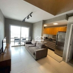 Aluga apartamento duplex mobiliado, com 58m² e 1 suíte, em Pinheiros.