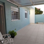 Casa à venda em Agronômica com 100 m², 4 quartos