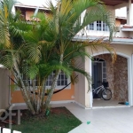 Casa à venda em Campeche Central com 310 m², 7 qua