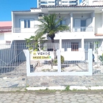 Casa com viabilidade comercial à venda no Kobrasol