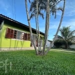 Casa à venda em Costeira do Pirajubaé com 280 m²,