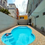 Casa à venda em Praia Comprida com 404 m², 5 quart