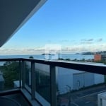 Duplex de 3 suítes com vista mar em Jurerê