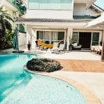 Imóvel de luxo na Barra da Tijuca Blue Houses : Casa em condomínio com 5 quartos, 5 suítes e 425m² de área privativa!