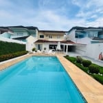 Casa a venda no condomínio Rio Mar na Barra da Tijuca com 5 Quartos sendo  03 suites  em terreno único de 470 m2 no condominio Rio Mar.