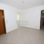 Apartamento de 02 quartos no Edifício Residencial Nita