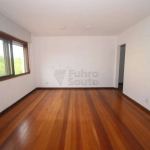 Apartamento com 3 dormitórios no Edifício Araucária