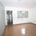 Casa espaçosa na rua Frederico Trebi - Oportunidade Imperdível!