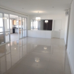 Lindíssimo Apartamento 218m², torre única, 4 3 suítes, Estuda permuta, WC senhor e senhora, 3 vagas