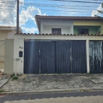 Casa a venda Atibaia com 2 dormitórios de R$ 300 mil por R$ 275 mil