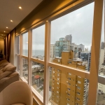 Apartamento espaçoso a 110 metros do mar em Itapema!