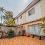 Casa tipo para venda com 3 quartos, 150m²