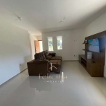 Casa com 03 dormitórios 01 suite em Forquilhas m São José.
