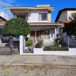 Casa em Itacorubi  -  Florianópolis