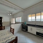 Casa 2 dorms, 2 banheiros, área de serviço, 2 vagas, 125m², Vila Mirim