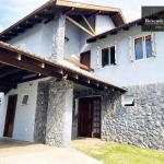 Casa à venda com quatro quartos no bairro São Lourenço - Curitiba/PR