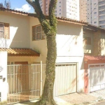 Casa Sobrado à Venda com 4 dormitórios, 2 vagas de garagem, com 248 m² - Vila Gumercindo