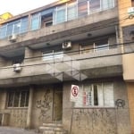 Apartamento a venda , bem localizado, 1 dorm, com pátio.