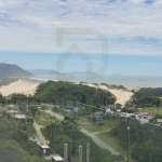 Casa à venda em Garopaba-SC, Areais de Macacu: 3 quartos, 3 suítes, 3 salas, 4 banheiros, 2 vagas, 207m² - Vista deslumbrante de mar e dunas!