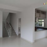 Sobrado com 3 dormitórios à venda, 218 m² por R$ 930.000,00 - Santa Felicidade - Curitiba/PR