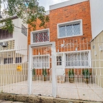 Casa Comercial em localização privilegiada no coração da Cidade Baixa!