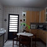 Casa com 3 quartos à venda no centro de-Carapicuíba/SP