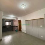 Casa com 2 dormitórios para alugar por R$ 1.321,00/mês - Vila Silva Ribeiro - Carapicuíba/SP