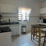 Casa com 3/4 e 3 banheiros bem localizada na Jaiara