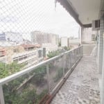 Vendo apartamento na rua Dr. Satamini. Varanda 4 quartos.