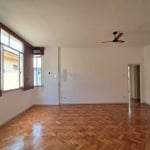 Vendo apartamento 2 quartos, suíte, sol da manhã na Tijuca