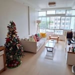 Apartamento a Venda na Rua Itabaiana, - Grajau com 3 quartos, todo modernizado com vaga na escritura