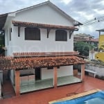 Casa Duplex de 5 quartos, com 360m², para alugar em São Francisco, Niterói/RJ