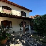 Casa 5 dormitórios , 340 m² por R$ 2.700.000 - Morada de Camburi - Vitória/ES.