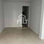 MLT vende Excelente apartamento de quarto e sala no  Rio Comprido.