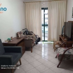 Apartamento de 01 dormitório, com sacada, planejados, à 100 metros da praia, piscina, salão de jogos, salão de festas.Oportunidade!