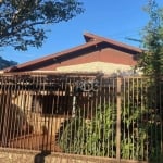 Casa com 3 dormitórios à venda, 195 m² por R$ 600.000,00 - Jardim Lolata - Londrina/PR