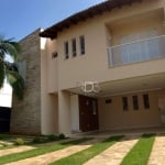 Sobrado com 3 dormitórios à venda, 266 m² por R$ 2.100.000,00 - Condomínio Royal Forest - Londrina/PR