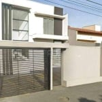 Sobrado com 3 dormitórios à venda, 216 m² por R$ 990.000,00 - Califórnia - Londrina/PR