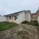 ÓTIMA CASA! 02 QTOS., QUINTAL, 03 VAGAS DE GAR., BEM LOCALIZADO