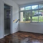 BELO APTO BARREIRINHA,02 QTOS,GARAGEM,ÓTIMA LOCALIZAÇÃO