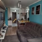 CASA EM SANTA TEREZINHA! 02 QUARTOS, 02 VAGAS DE GARAGEM
