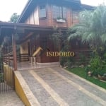 EXCELENTE CASA,04 QTOS,SUÍTE,SACADA,05 VAG.,MOBILIADA,REFORMADA