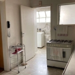 Apartamento mobiliado em Perdizes - 200 metros da PUC com 04 dormitórios (uma suíte) e duas vagas